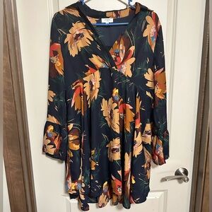Umgee Floral Bell Sleeve Swing Mini Dress Size M